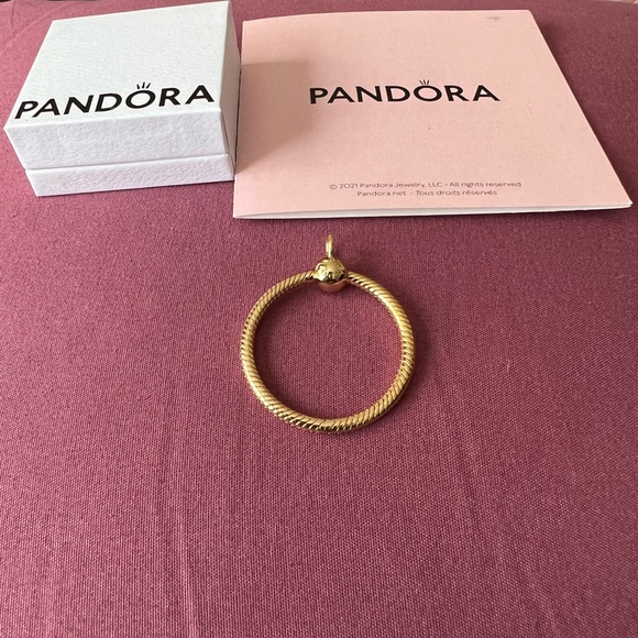 Authentic Pandora Moments Medium O Pendant 14kt Gold Plating - Picture 2 of 3